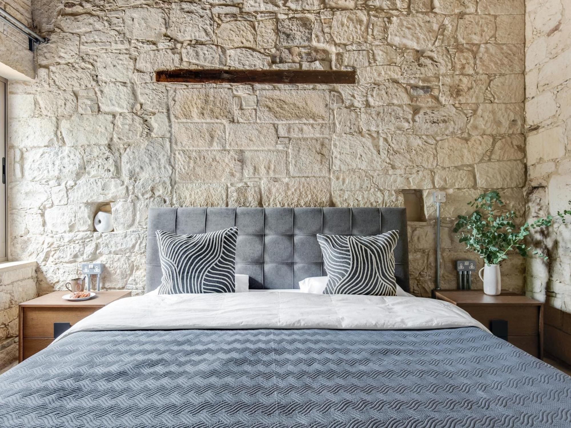 Andre Marie Stonewood Retreat Apartment Лимасол Екстериор снимка