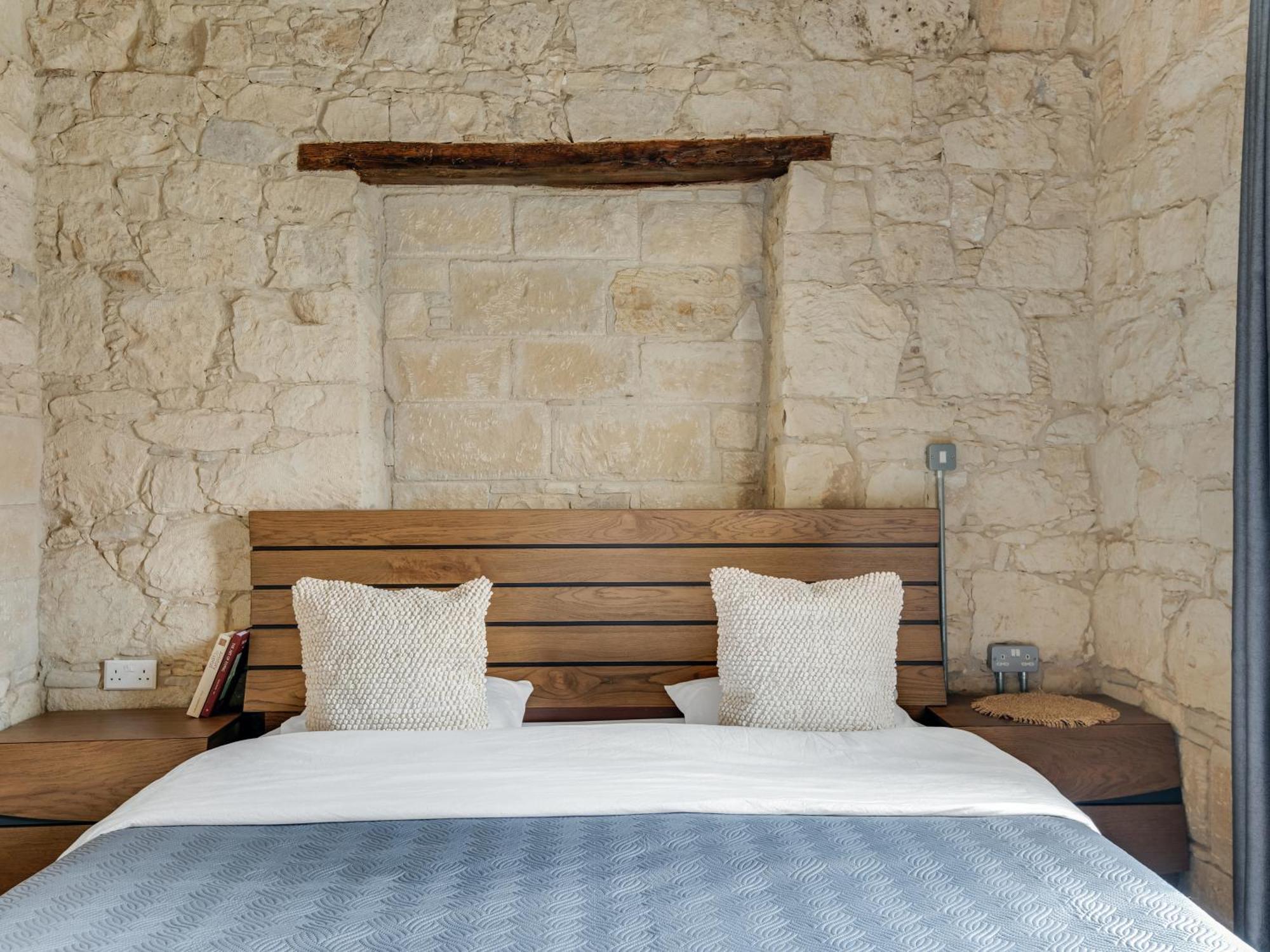 Andre Marie Stonewood Retreat Apartment Лимасол Екстериор снимка