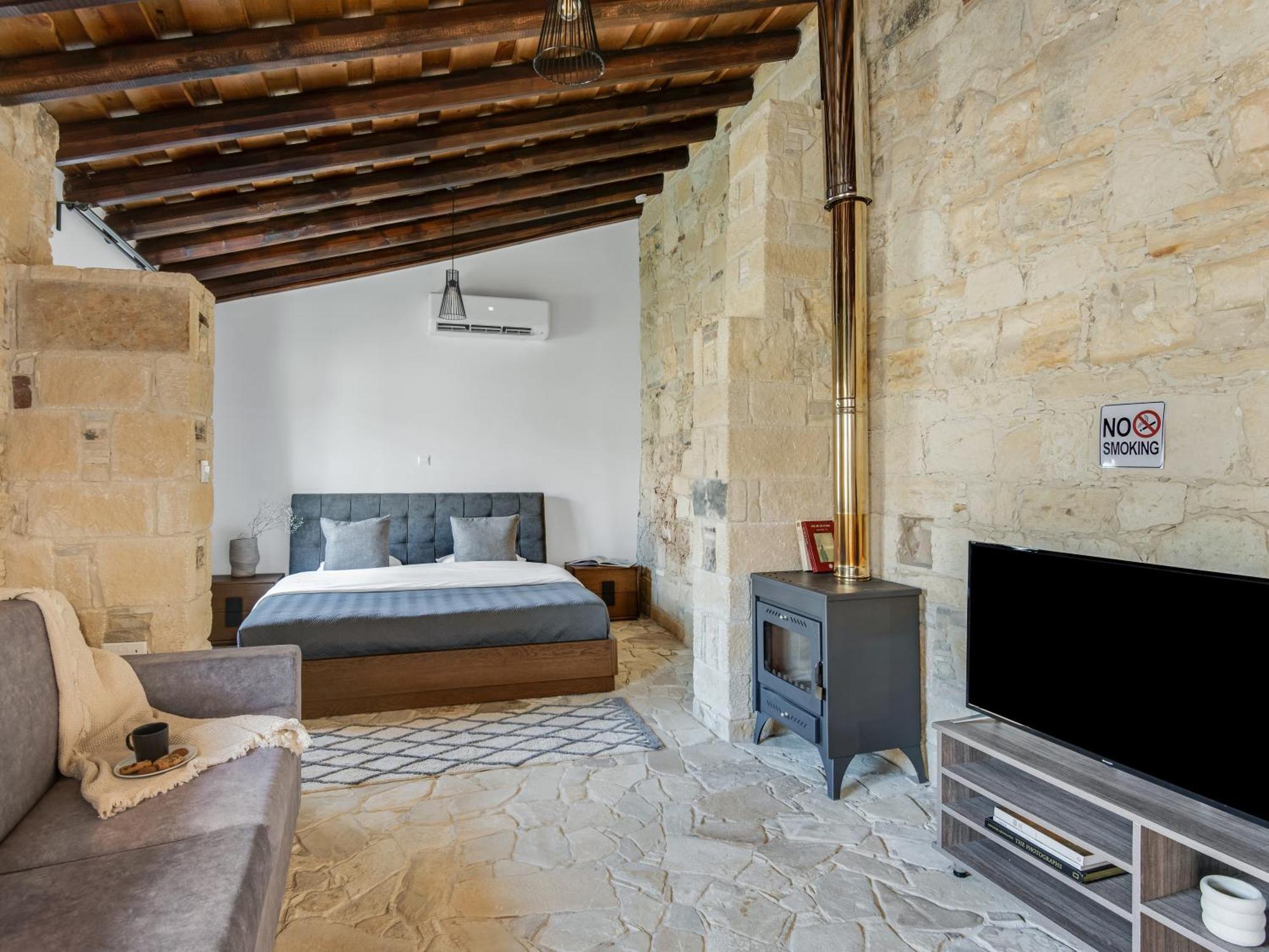 Andre Marie Stonewood Retreat Apartment Лимасол Екстериор снимка
